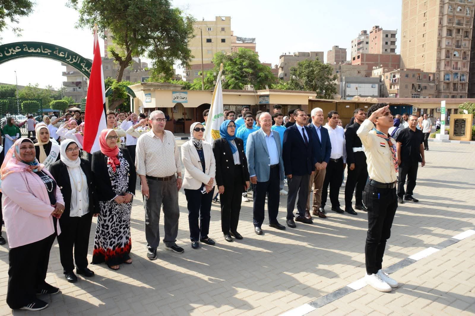 جامعة عين شمس تحتفل باستقبال طلاب كلية الزراعة الجدد