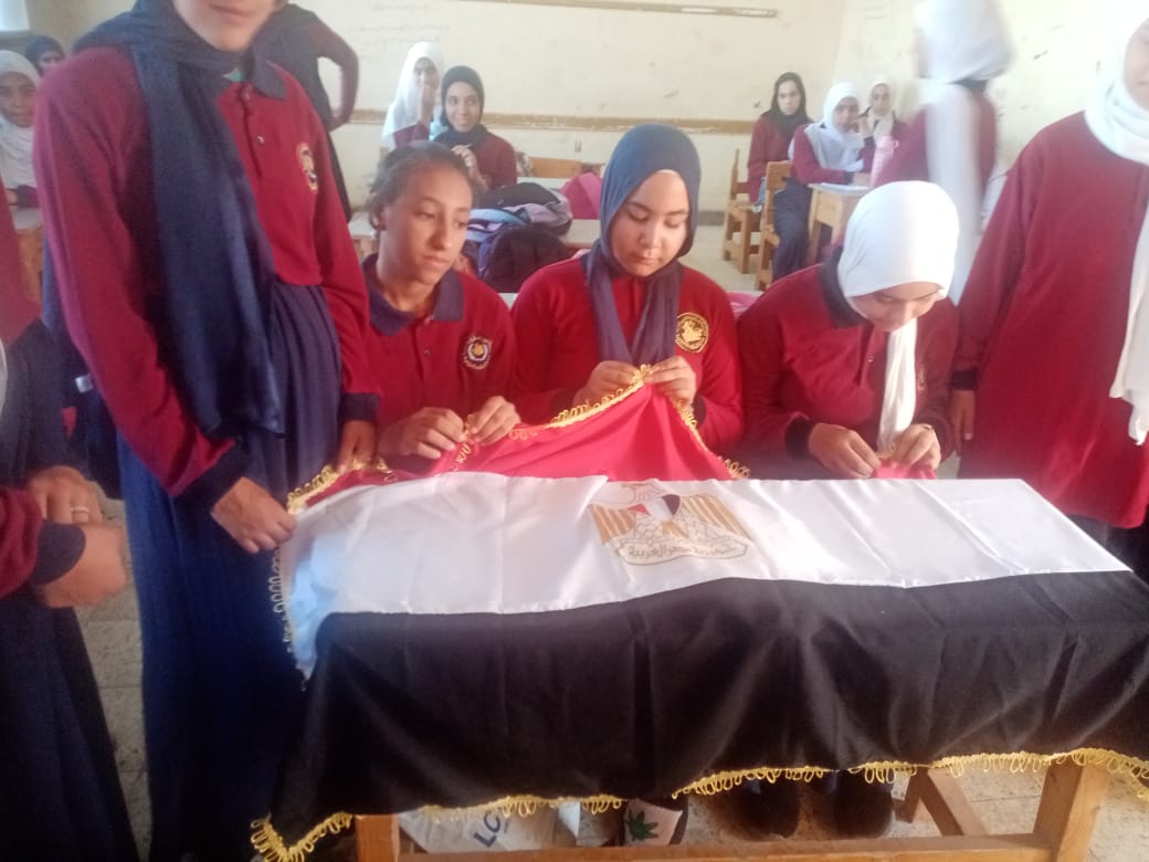 تعليم سوهاج يحتفل بانتصارات أكتوبر