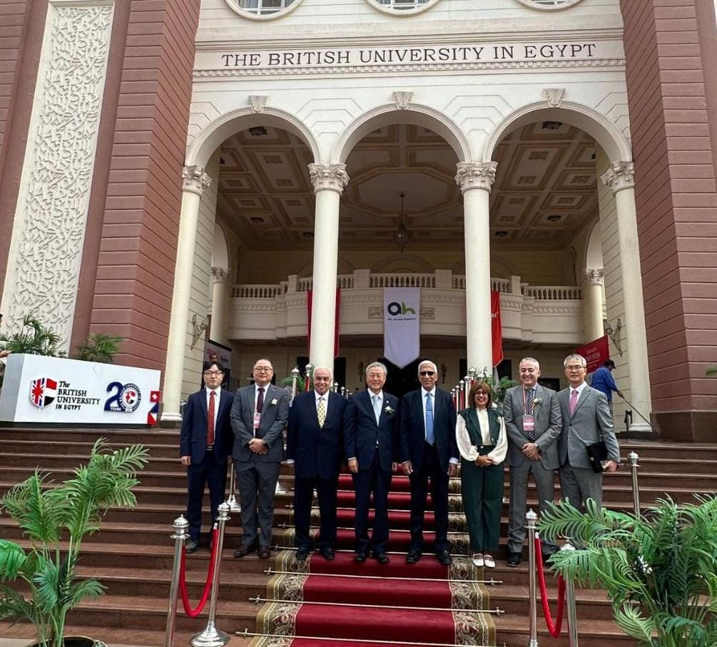 الجامعة البريطانية في مصر تنظم أول مؤتمر دولي لطب الأسنان بمشاركة السفير الكوري