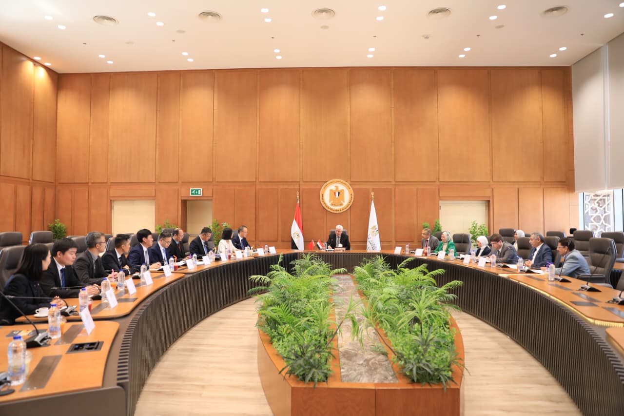 وزير التعليم العالي يشهد الدورة العاشرة لاجتماع اللجنة المصرية الصينية المشتركة