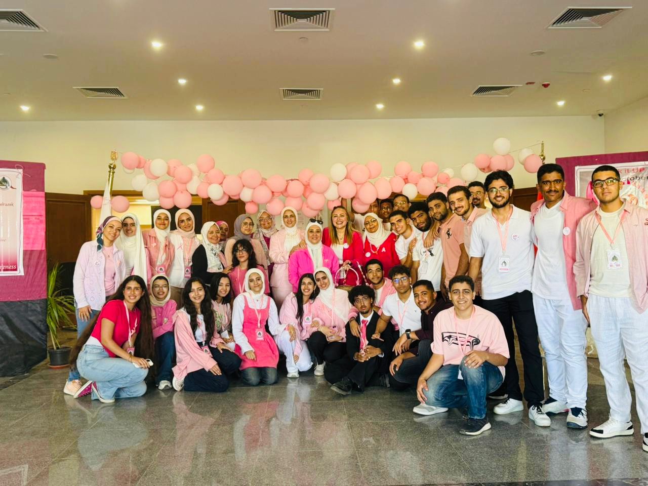 ندوة توعوية حول سرطان الثدي بجامعة القاهرة الأهلية