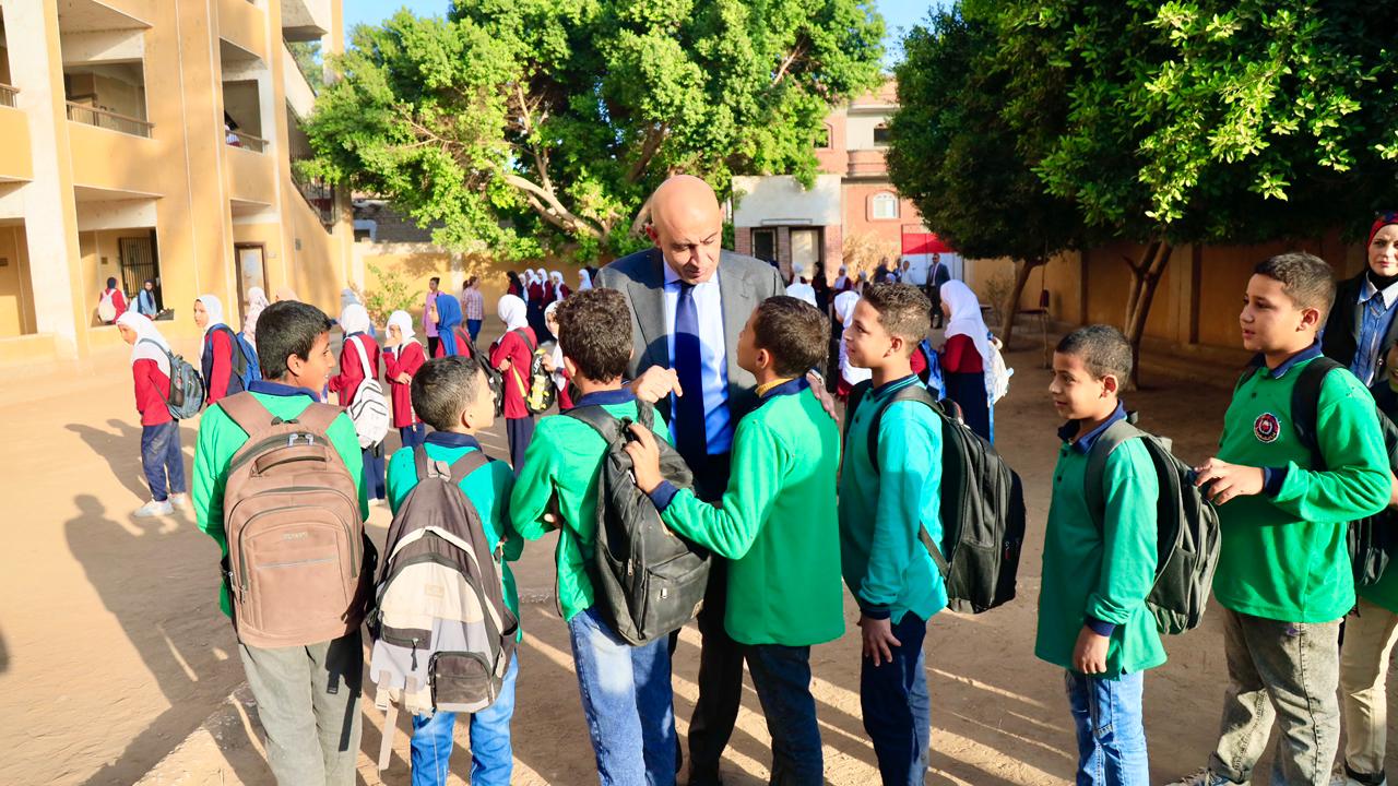وزير التربية والتعليم يزور مدارس سوهاج