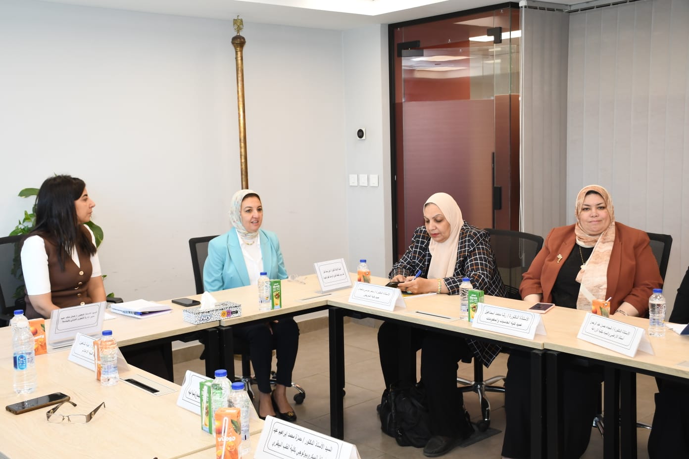 جامعة عين شمس تعقد اجتماع بحثي موسع لدعم النشر العلمي والمؤتمرات الدولية