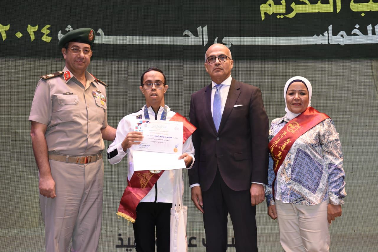 احتفالية بمناسبة ذكرى انتصارات أكتوبر بالتعاون بين جامعة عين شمس وقوات الدفاع الشعبي والعسكري بالقوات المسلحة