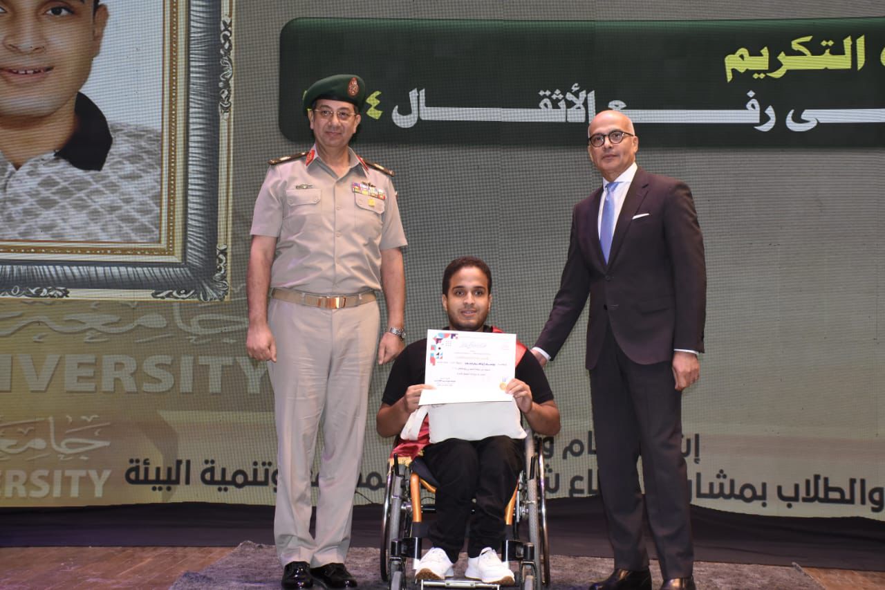 احتفالية بمناسبة ذكرى انتصارات أكتوبر بالتعاون بين جامعة عين شمس وقوات الدفاع الشعبي والعسكري بالقوات المسلحة