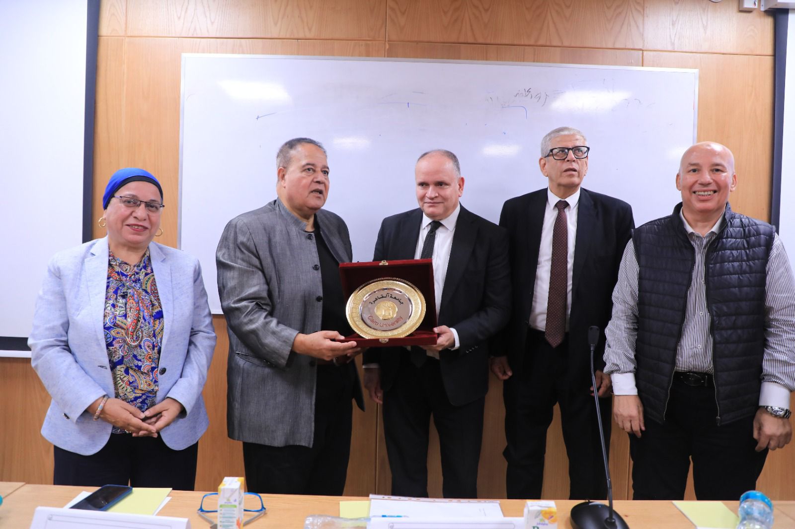 جامعة القاهرة الأهلية تحتضن ندوة افرح.. تنجح مع جمال الشاعر