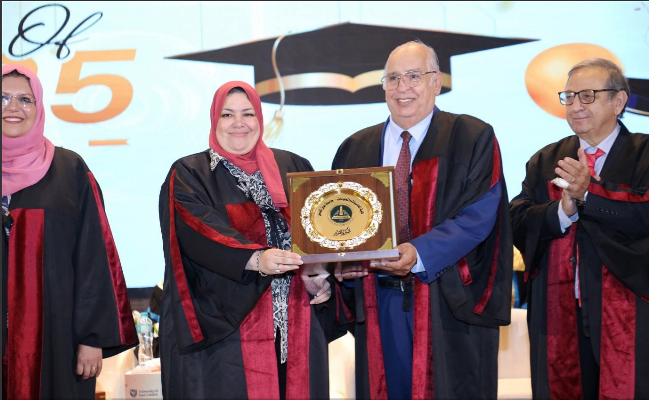 حفل تخريج الدفعة السادسة والعشرين لكلية الحاسبات والمعلومات بجامعة عين شمس