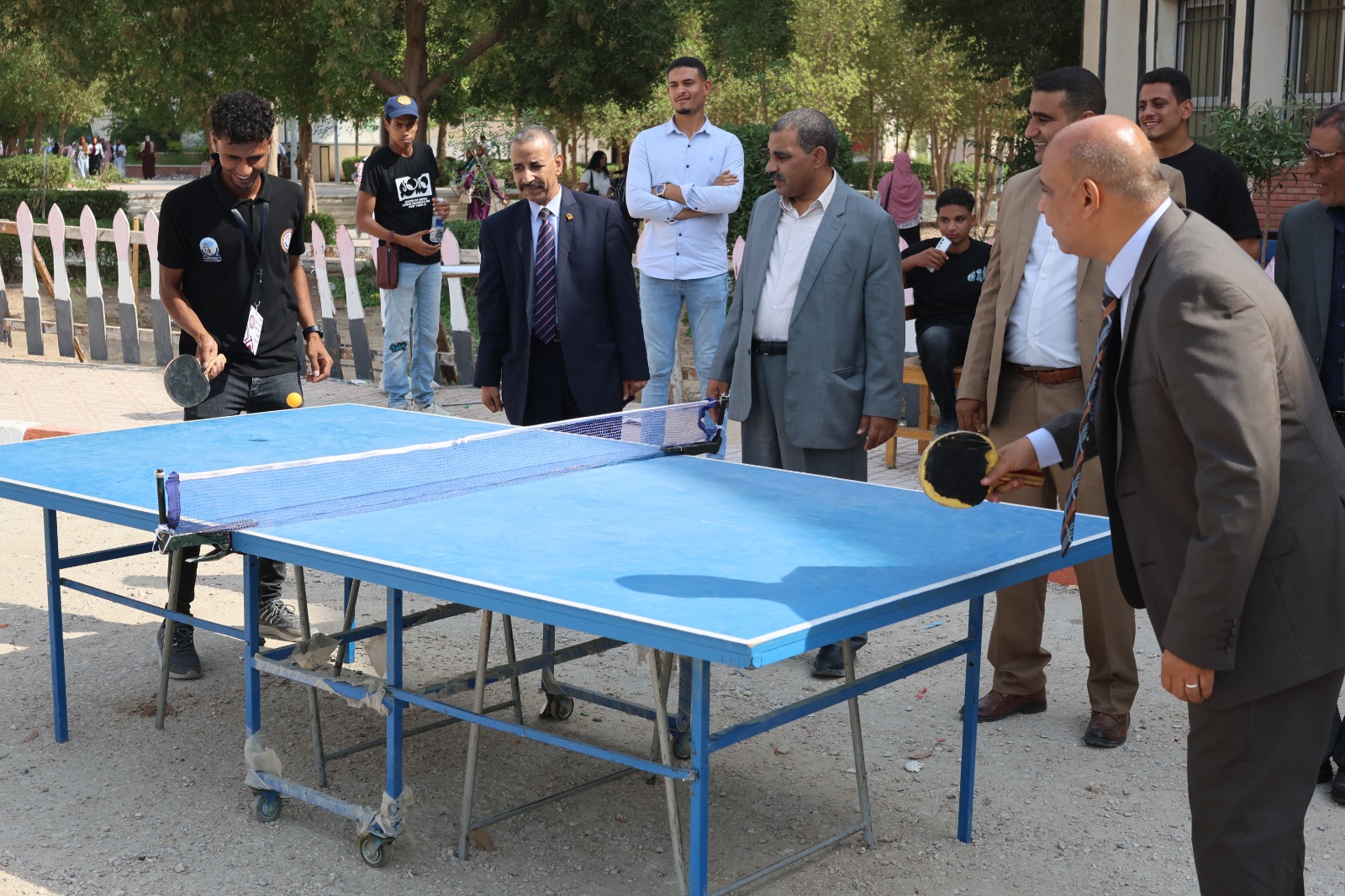 جامعة قنا تطلق مبادرة 100 يوم رياضة لتعزيز الأنشطة الطلابية