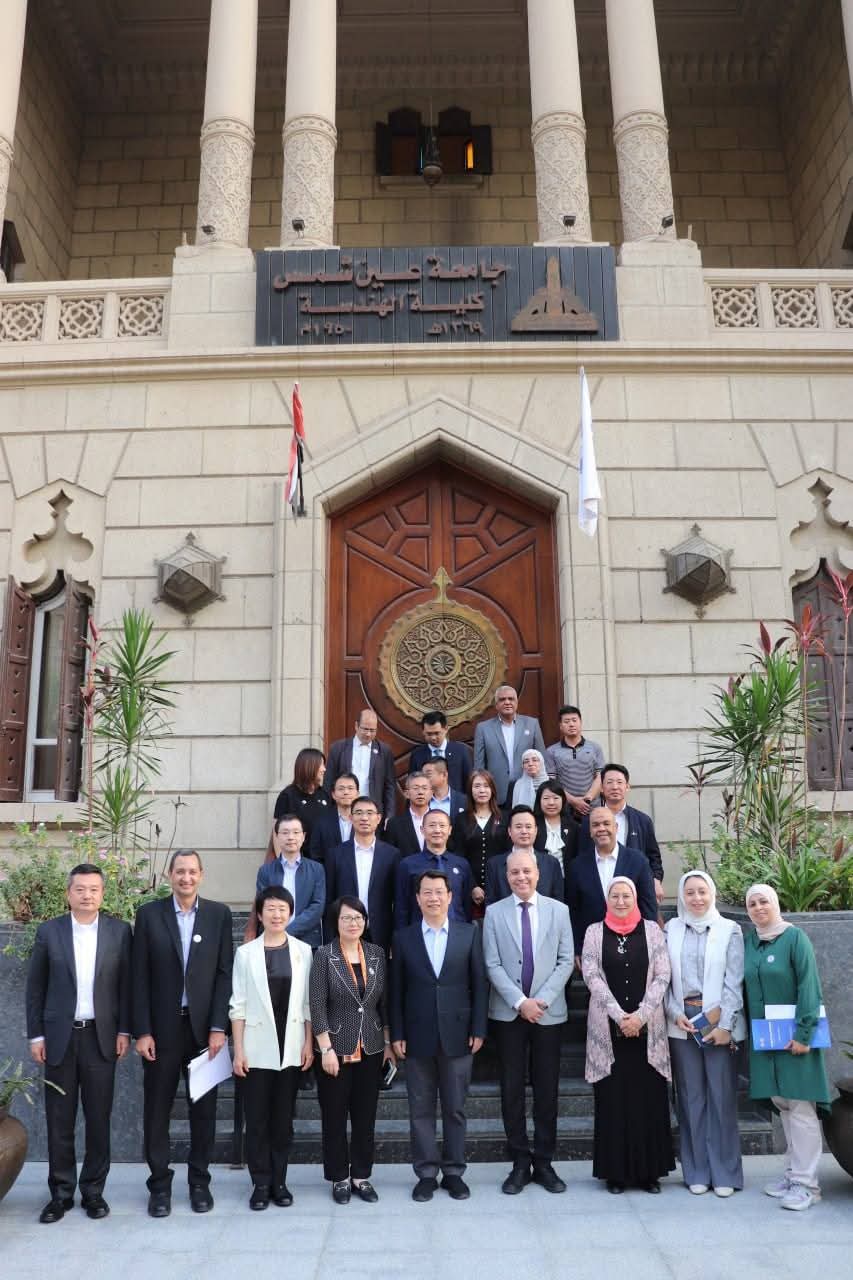 هندسة عين شمس تحتفل بمرور خمس سنوات على افتتاح ورشة لوبان