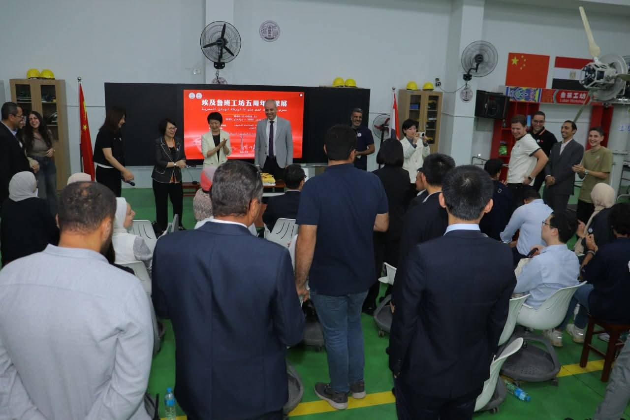 هندسة عين شمس تحتفل بمرور خمس سنوات على افتتاح ورشة لوبان