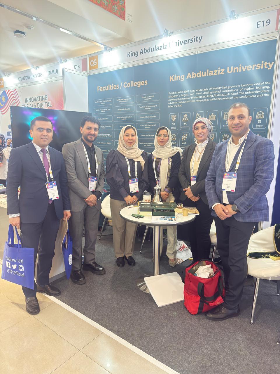 جامعة الأقصر تتألق عالميًا في قمة QS للتعليم العالي 2025 بسيول