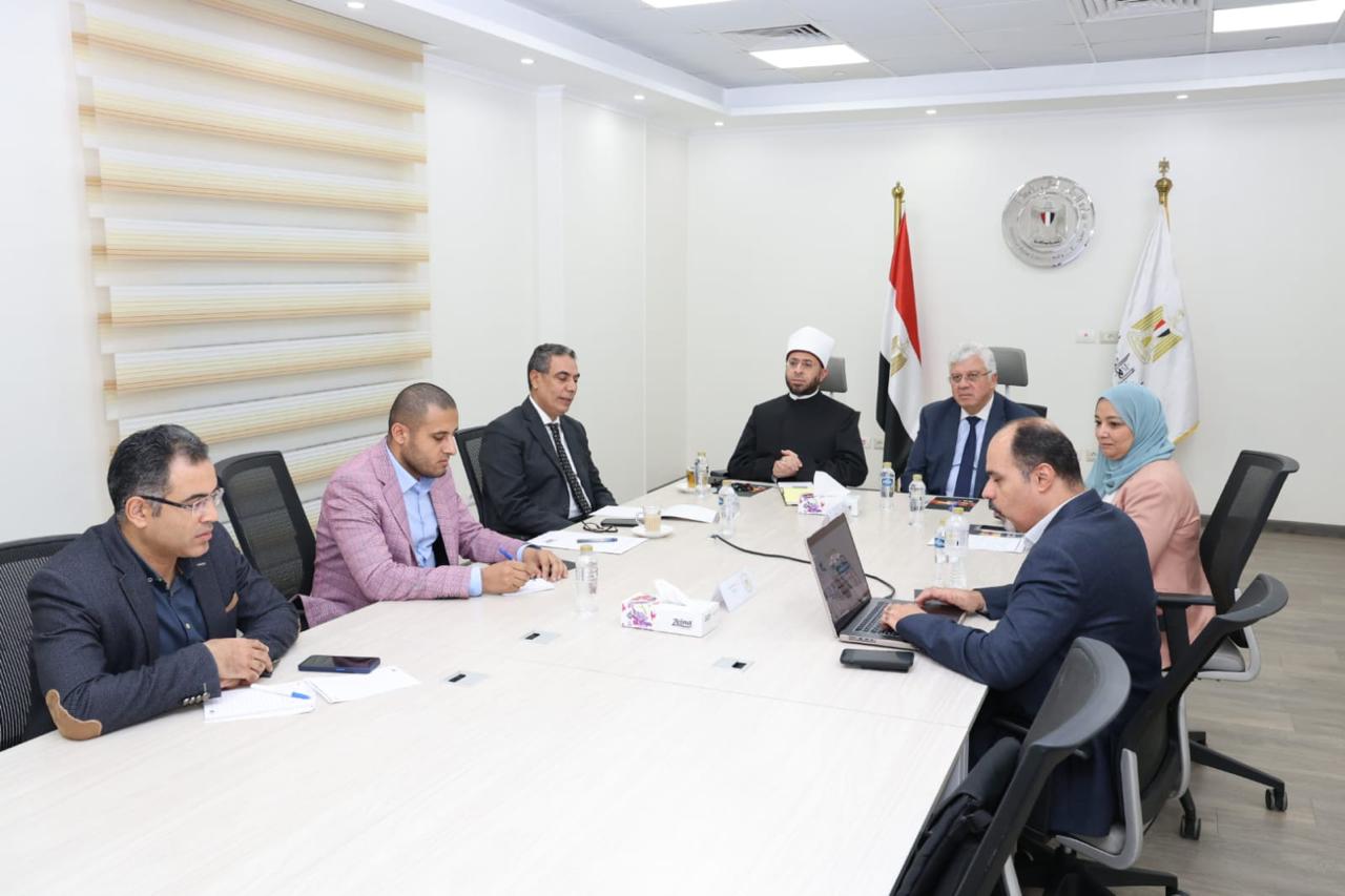 وزير التعليم العالي يبحث مع وزير الأوقاف تعزيز التعاون عبر بنك المعرفة المصري