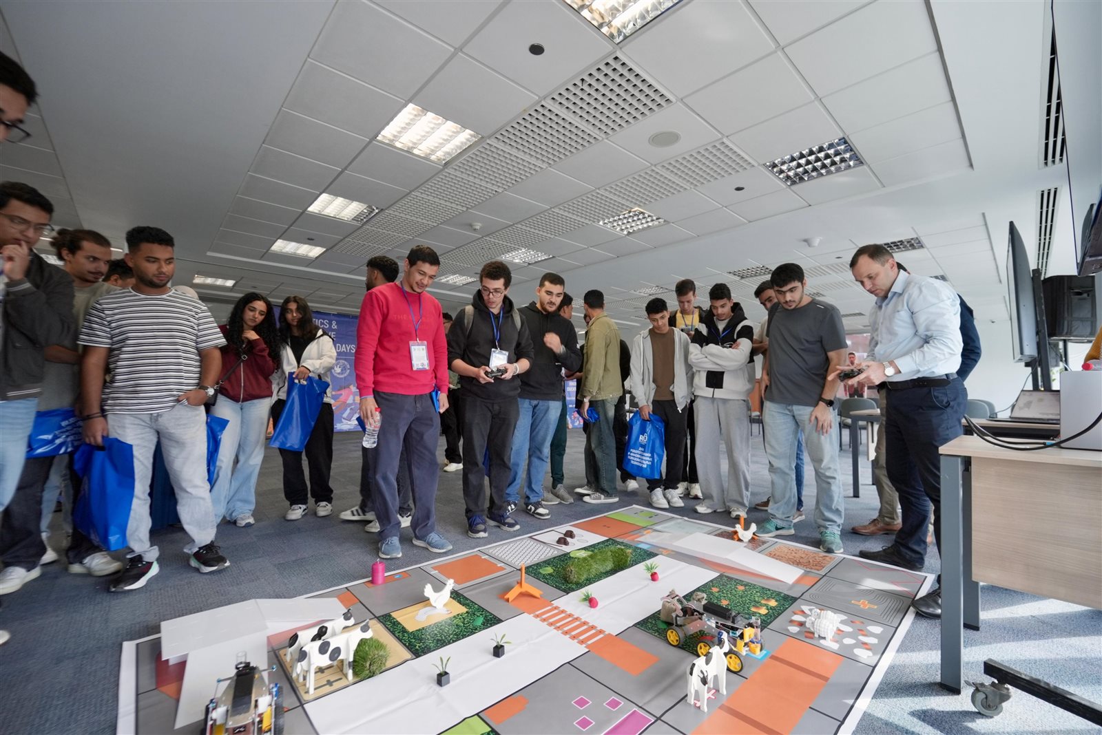 الأكاديمية العربية للعلوم والتكنولوجيا تطلق أسبوع الروبوتات بالشراكة مع جامعة روسية