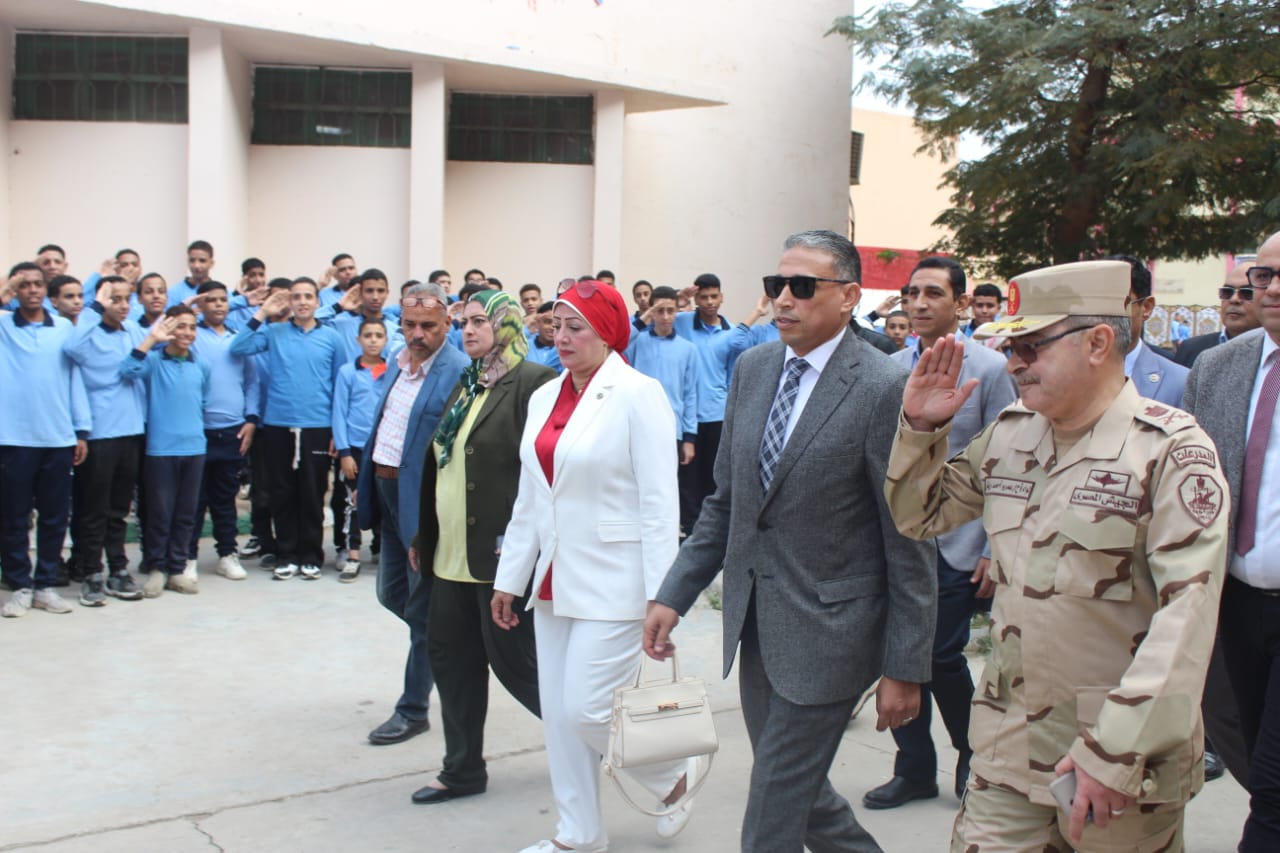 تعليم الجيزة يعزز التأسيس العسكري بالمدارس الفنية والانضباط الطلابي