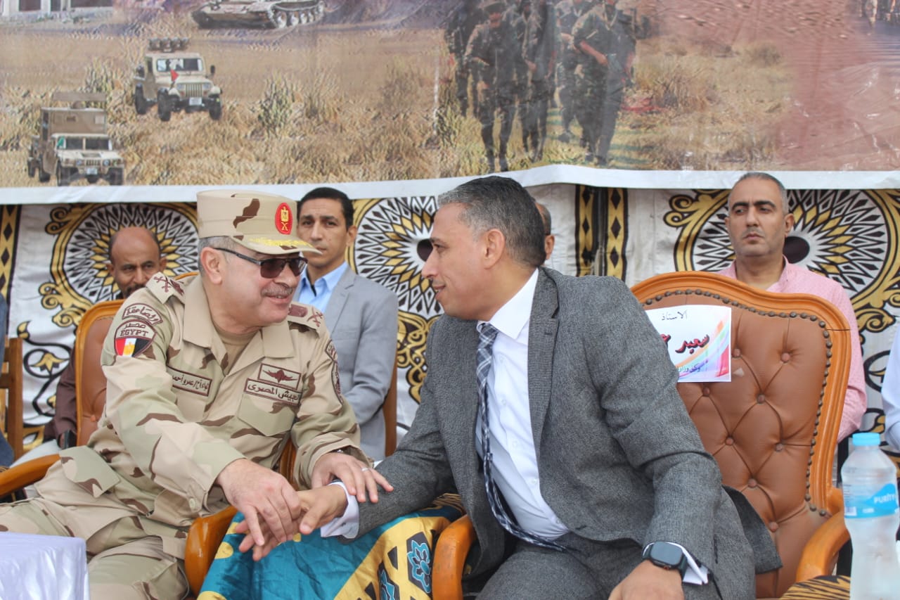 تعليم الجيزة يعزز التأسيس العسكري بالمدارس الفنية والانضباط الطلابي