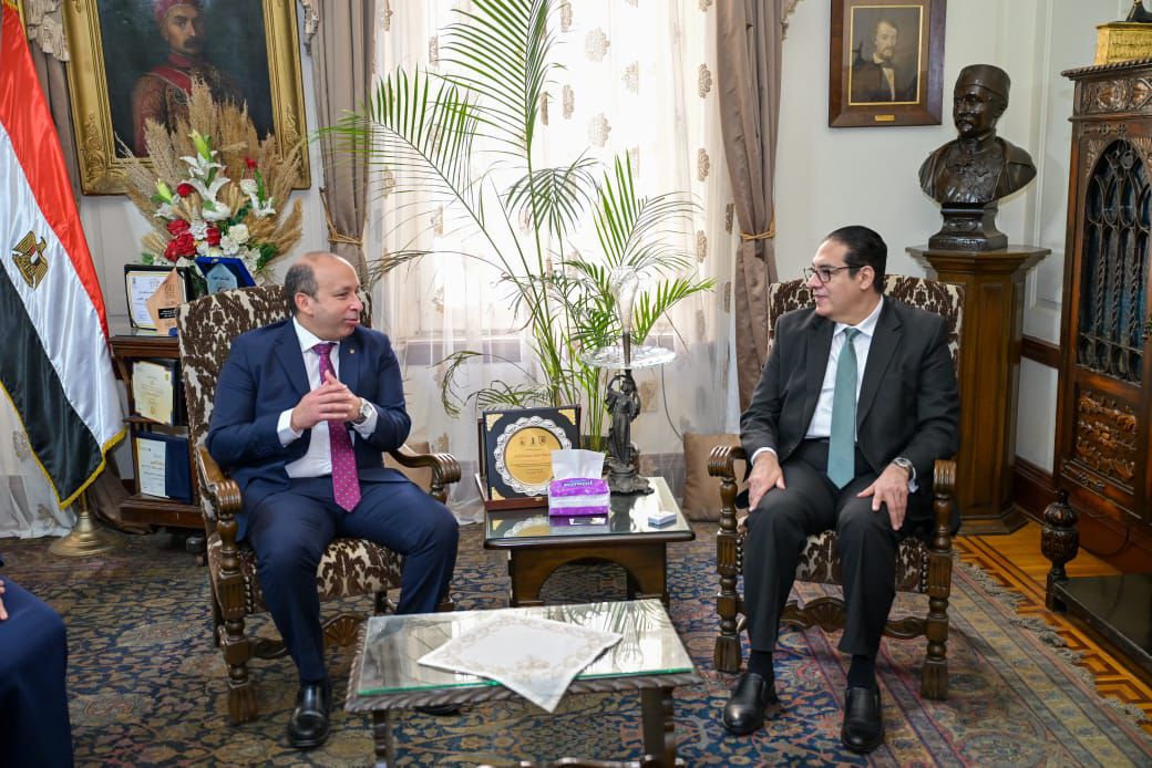 جامعة القاهرة تفتتح حزمة تطوير كبرى بقصر العيني 