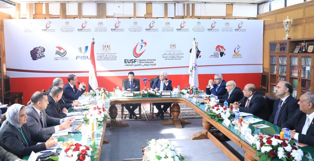 وزير التعليم العالى يقود تطوير الرياضة الجامعية واكتشاف المواهب الطلابية