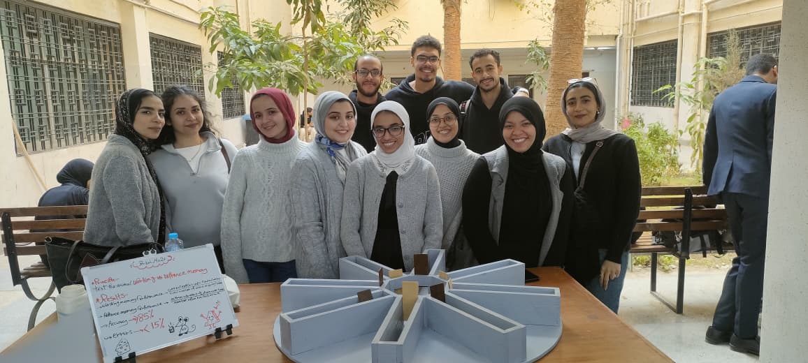 جامعة العاصمة تنظم فعالية علمية متميزة حول الابتكار البيولوجي 3D بكلية الصيدلة