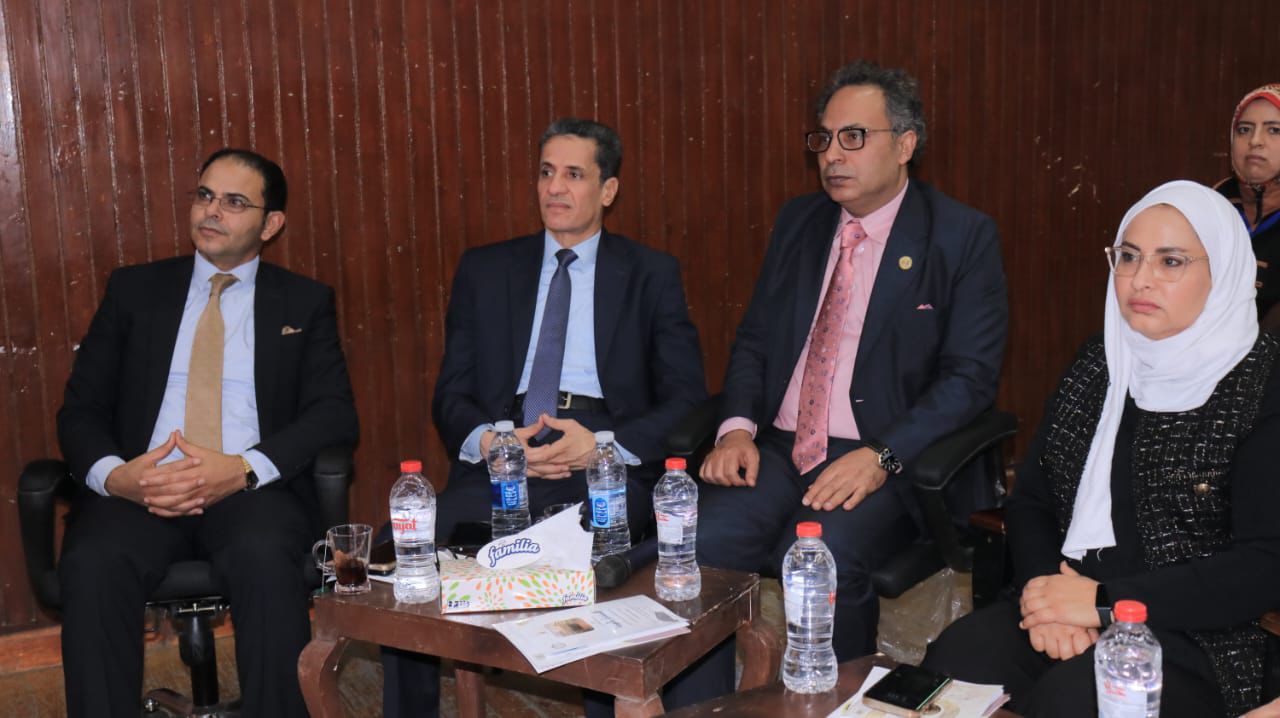 جامعة القاهرة تستضيف مؤتمر الاستشراق والهوية بكلية دار العلوم