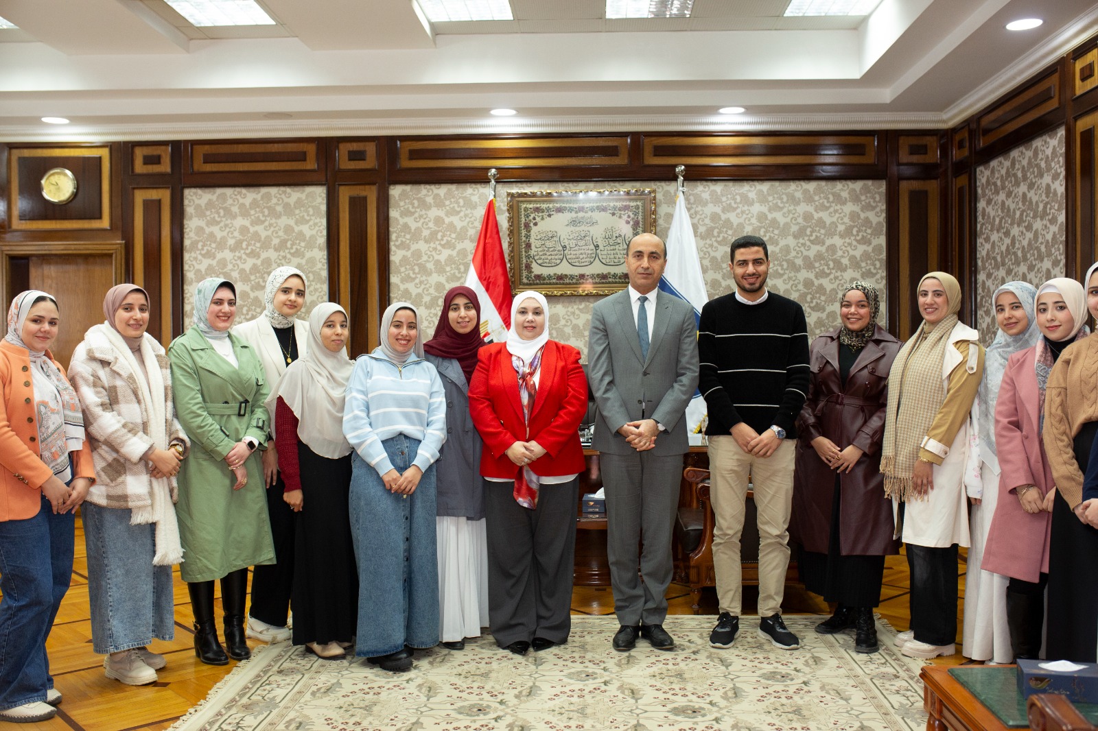 رئيس جامعة دمنهور يهنئ المعيدين الجدد ويستعرض مهامهم الأكاديمية