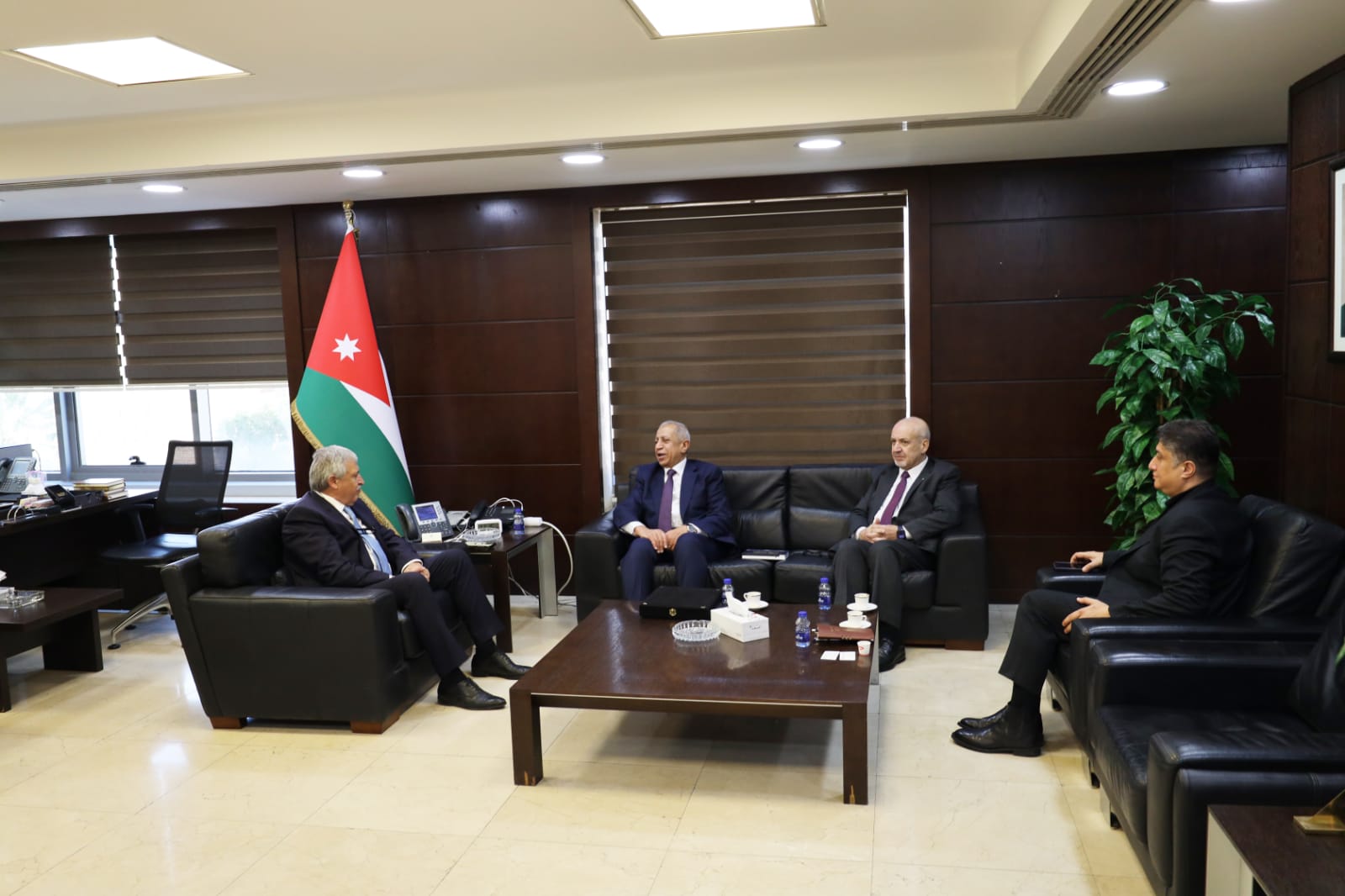 الأكاديمية العربية للعلوم والتكنولوجيا تعزز التعاون مع وزارة النقل الأردنية