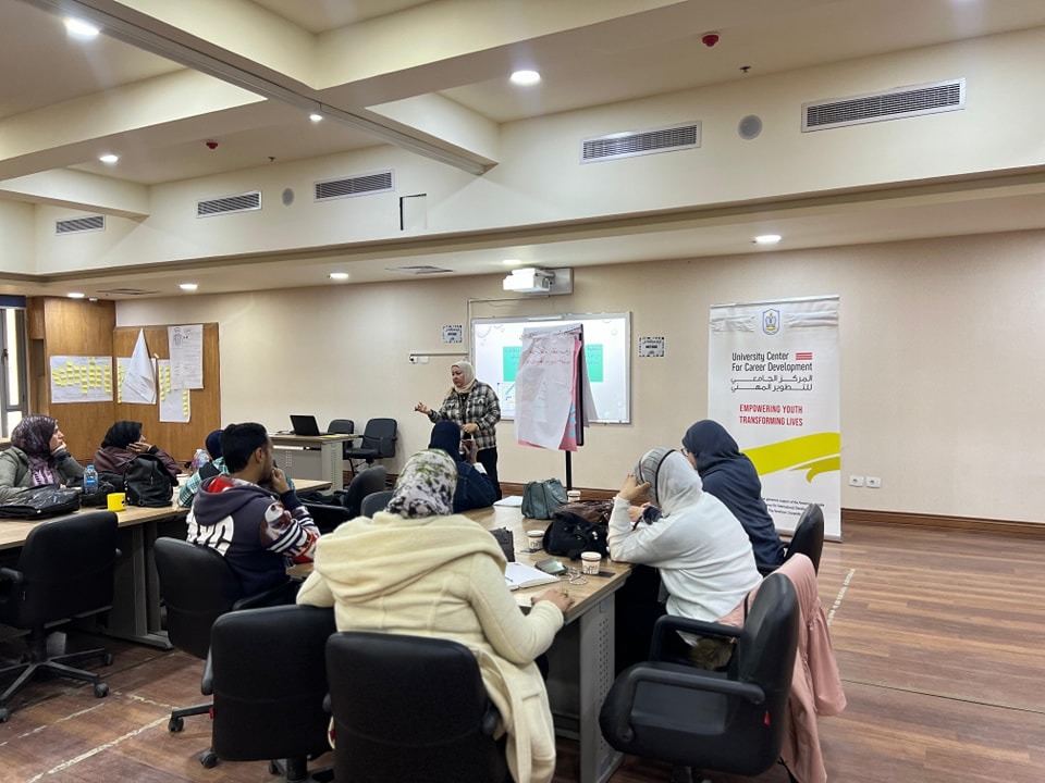 جامعة بورسعيد تقود تطوير الأداء عبر برنامج تدريبي احترافي متقدم