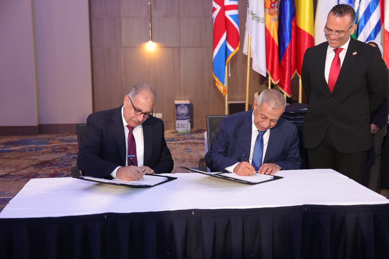 الأكاديمية العربية توقع حزمة اتفاقيات دولية ومحلية لتعزيز التعاون الأكاديمي والتدريبي بمؤتمر «مارلوج 15»