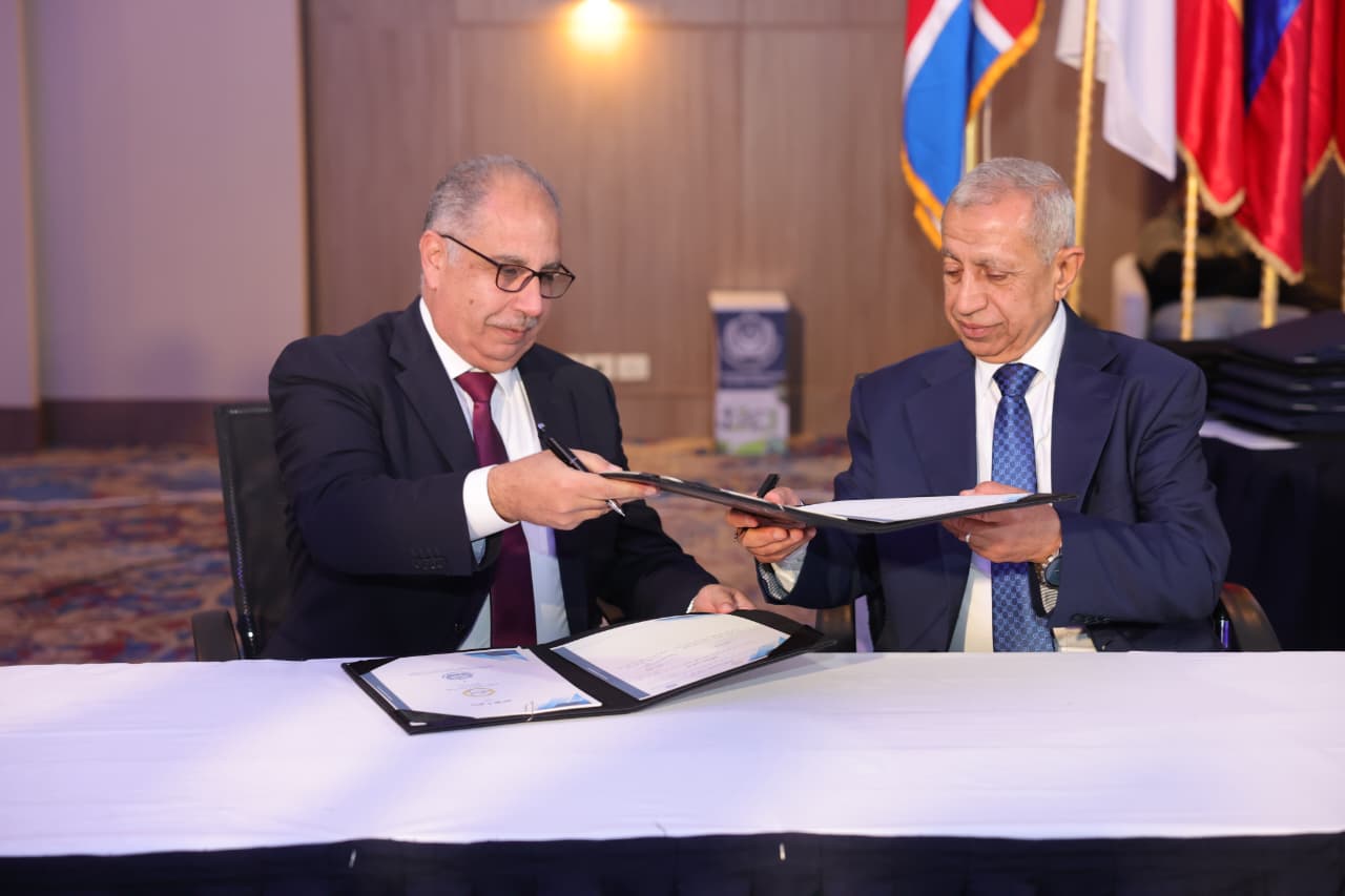 الأكاديمية العربية توقع حزمة اتفاقيات دولية ومحلية لتعزيز التعاون الأكاديمي والتدريبي بمؤتمر «مارلوج 15»