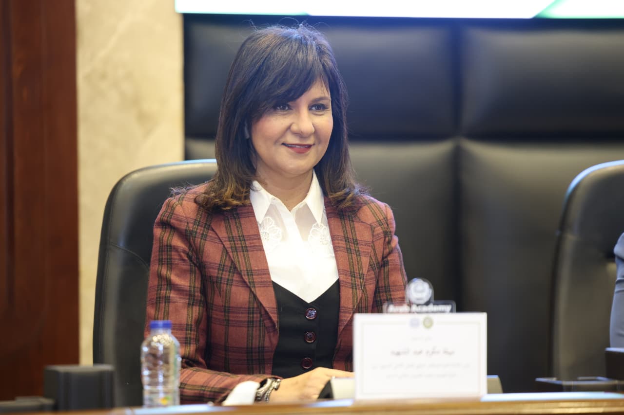 الأكاديمية العربية للعلوم والتكنولوجيا تحتفل باليوم الدولي للمرأة