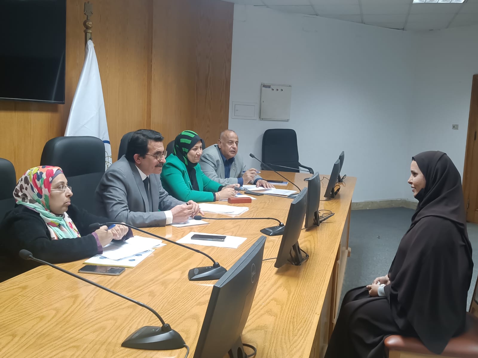 جامعة العاصمة تطلق المرحلة الأولى من المقابلات الشخصية لاختيار سفراء الوافدين 