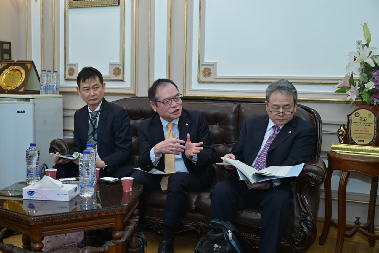 جامعة القاهرة تعزز شراكتها مع ناجويا اليابانية في الدراسات العليا