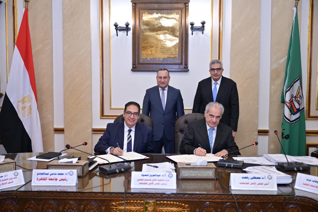 اجتماع المجلس الأعلى للجامعات برئاسة وزير التعليم العالى