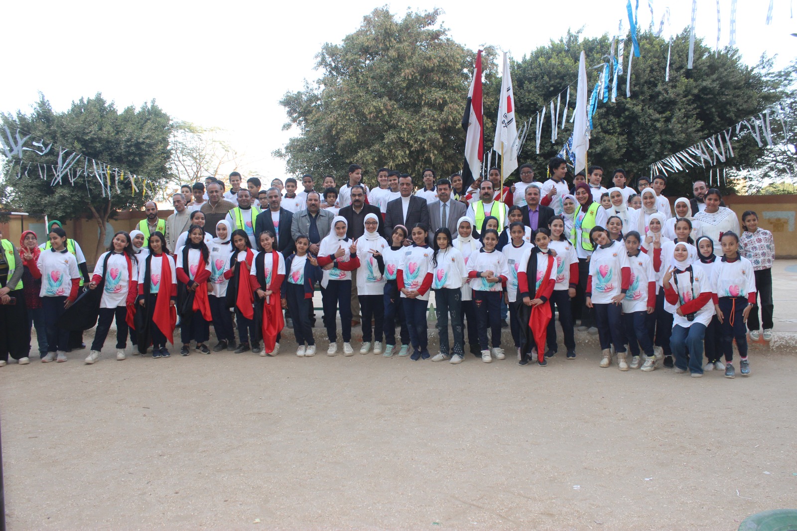 مدير تعليم سوهاج يقود مبادرة أمان ورحمة لتعزيز الأنشطة المدرسية