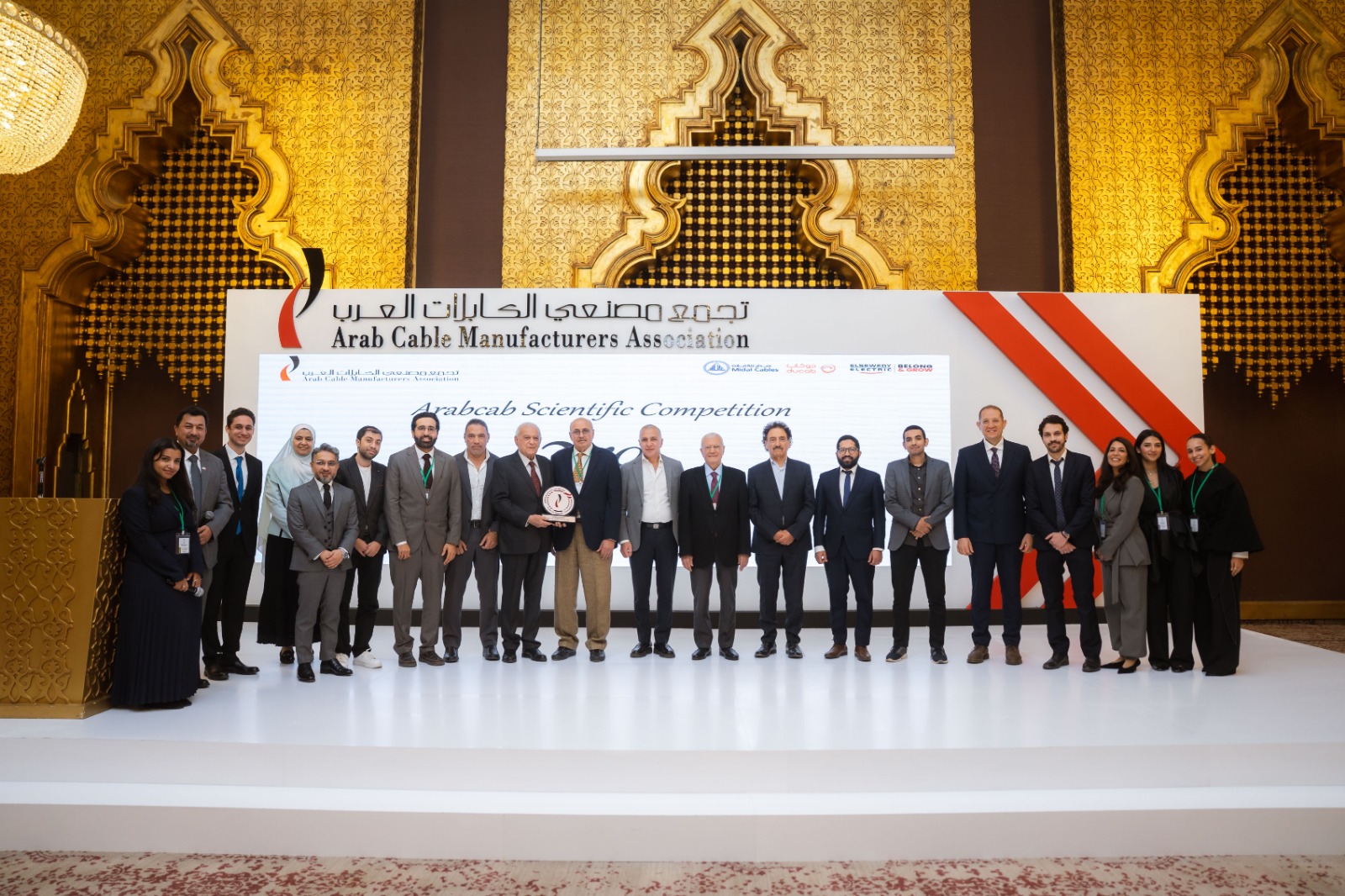 جامعة عين شمس تحقق إنجازًا دوليًا وتحصد فضية مسابقة اتحاد مصنعي الكابلات العرب