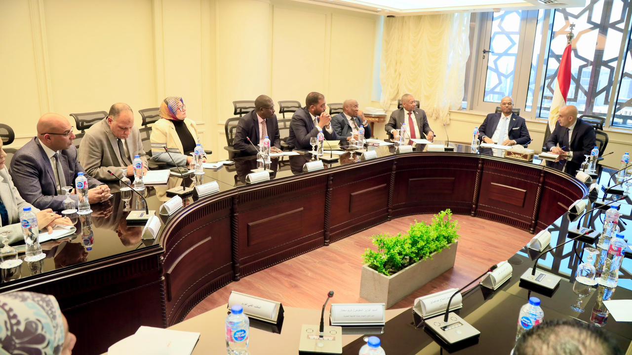 وزير التربية والتعليم يوقع اتفاقيات تعاون تعليمي مع السودان في مجالات متعددة