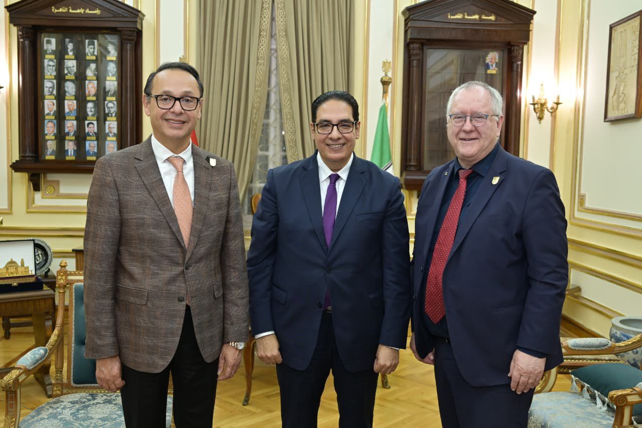 جامعة القاهرة تتعاون مع جامعة بون الألمانية لتبادل الخبرات العلمية