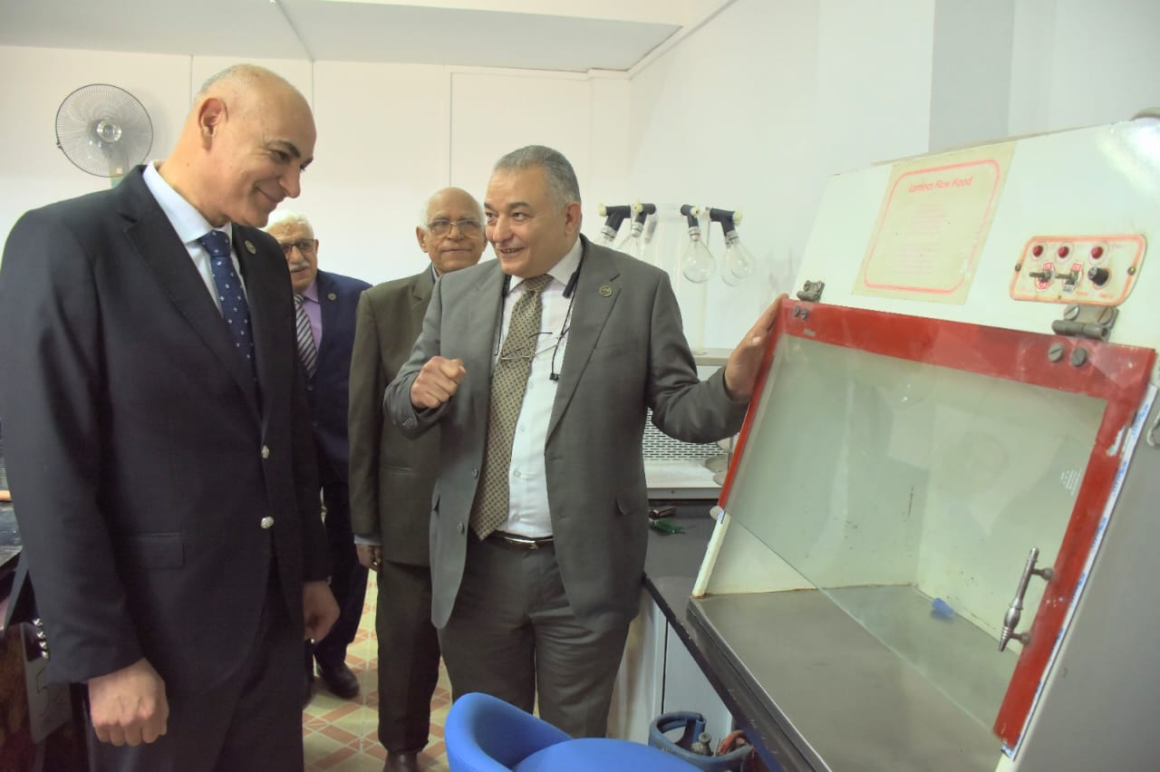 جامعة السادات تطلق كلية التكنولوجيا الحيوية استعدادًا للتنسيق