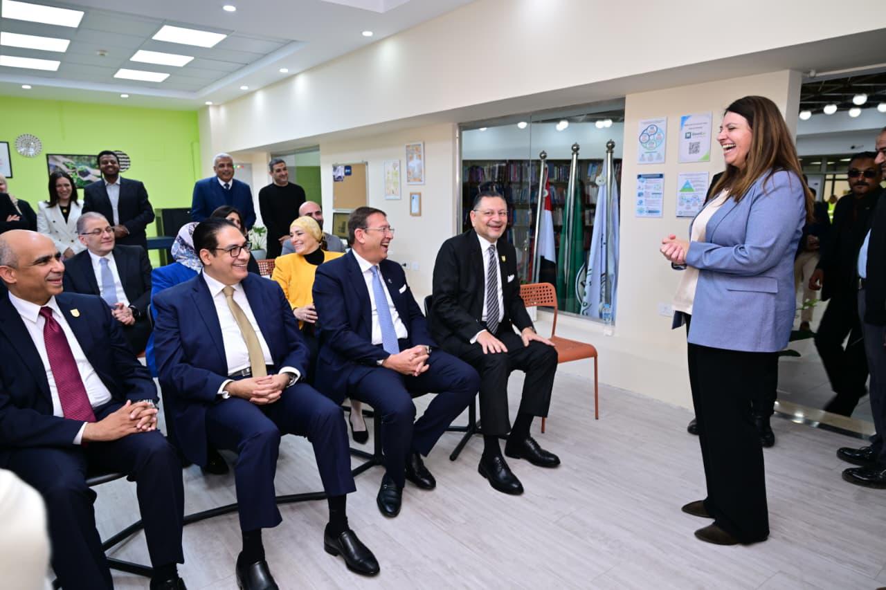 جامعة القاهرة تدشن معمل DentCai للذكاء الاصطناعي في طب الأسنان لدعم التحول الرقمي