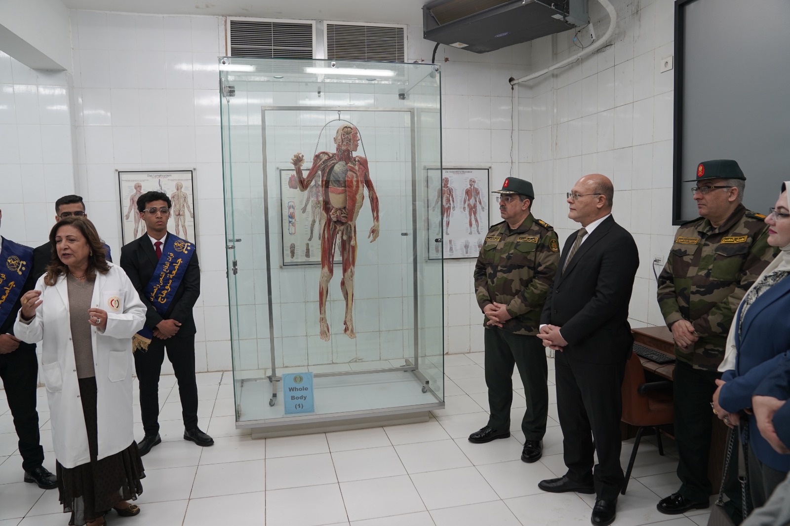 جامعة سوهاج في كلية الطب العسكري بجولة علمية فريدة 