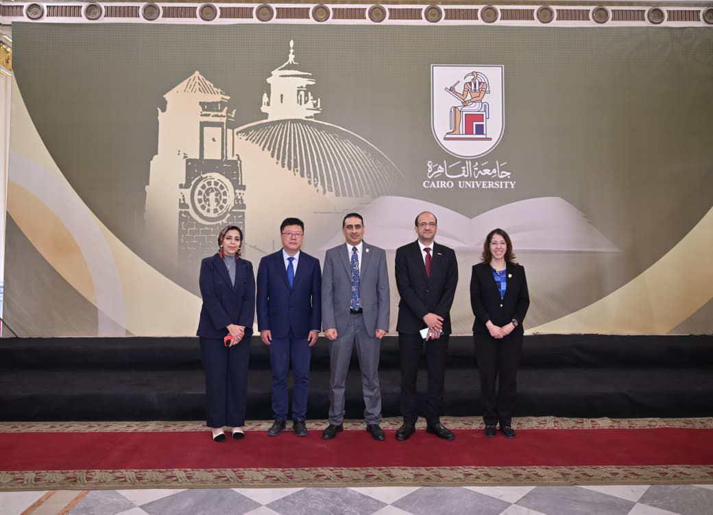 تعاون جديد بين جامعة القاهرة وجامعة نورث ويست الصينية في مجالات الدراسات العليا والبحث العلمي