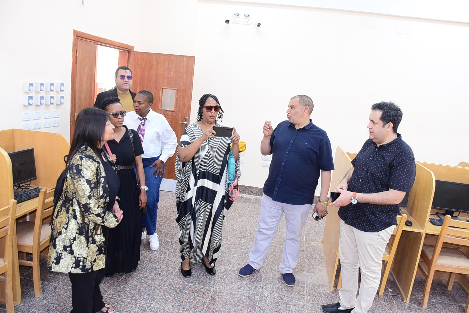 جامعة سوهاج تستقبل وفد دولي لفتح آفاق تعاون جديدة