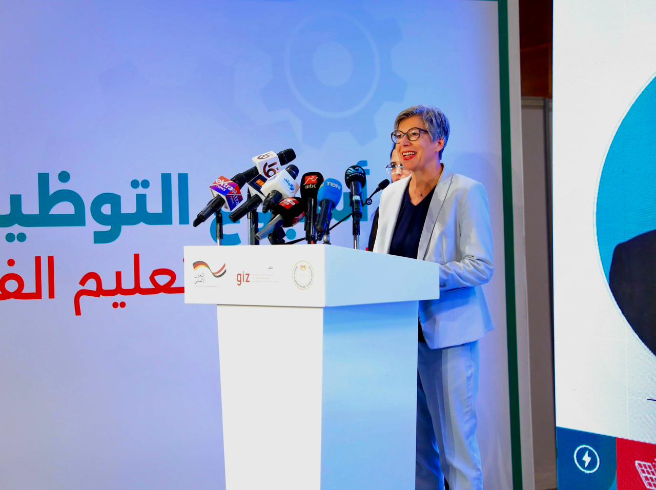 ملتقى أسبوع التوظيف