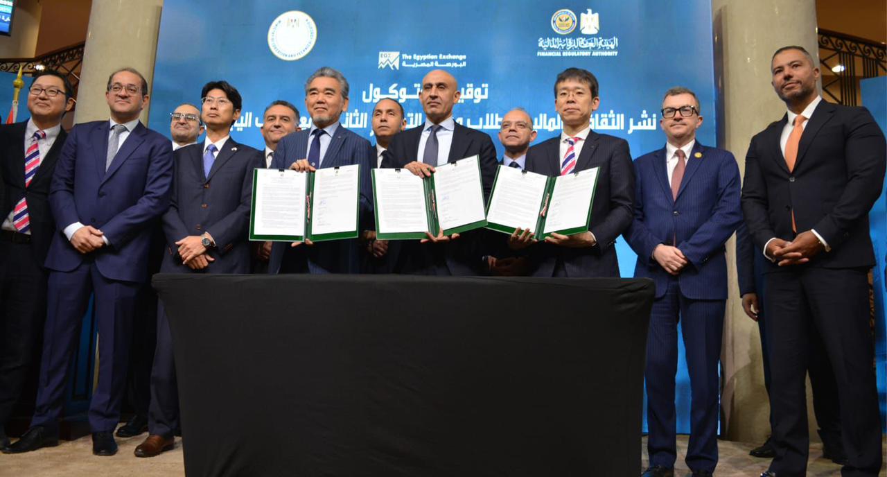 وزير التربية والتعليم يوقع مذكرة تفاهم مع جامعة هيروشيما وشركة سبريكس اليابانية لتنفيذ منهج الثقافة المالية بالمدارس المصرية