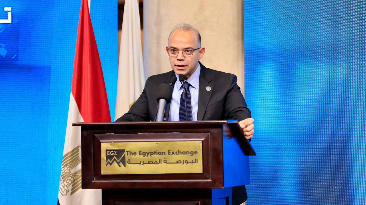 الدكتور محمد فريد صالح وزير الاستثمار والتجارة الخارجية