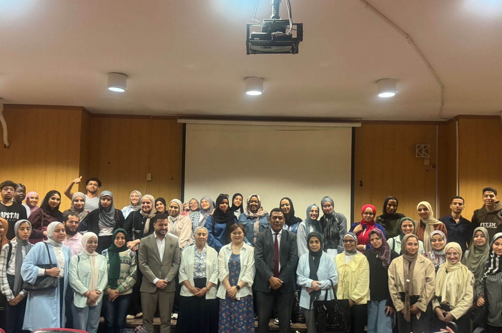 مؤتمر قسم اللغة الصينية بـ«ألسن عين شمس» يؤكد تزايد الطلب على خريجيه في كبرى الشركات الصينية العاملة بمصر