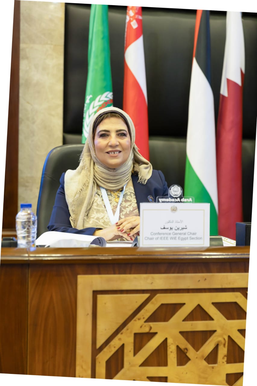 الدكتورة شيرين يوسف، رئيسة المؤتمر (Conference General Chair) ورئيسة فرع المنظمة الدولية للمرأة في الهندسة والتكنولوجيا بمصر