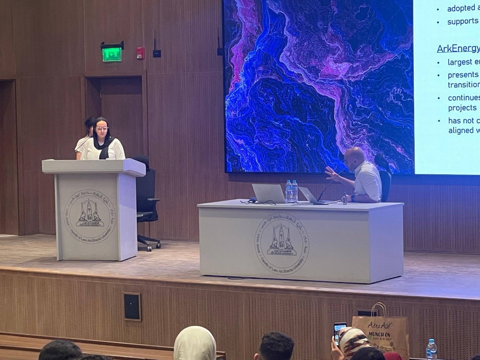 تجربة تدريس دولية ترفع جودة التعليم القانوني في جامعة عين شمس