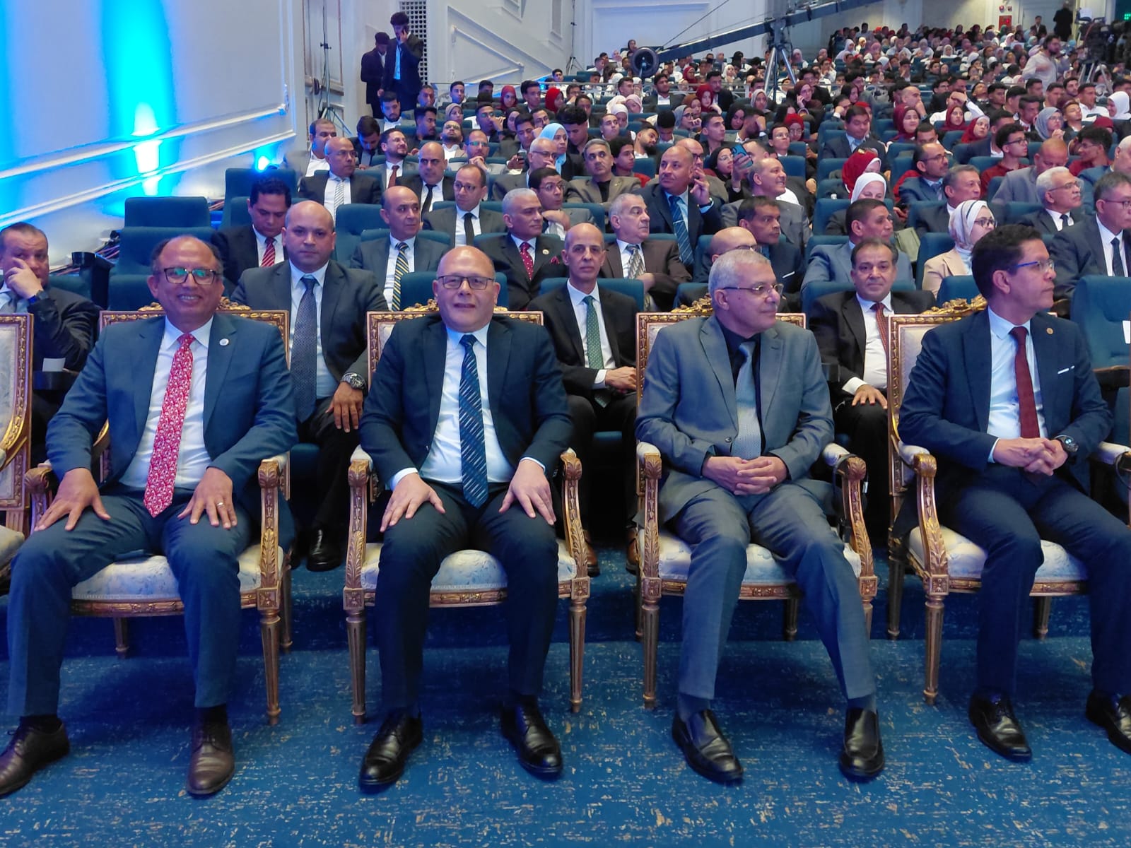 رئيس جامعة سوهاج يشارك بفعالية إطلاق الرخص الرقمية ومرصد سوق العمل الدولي