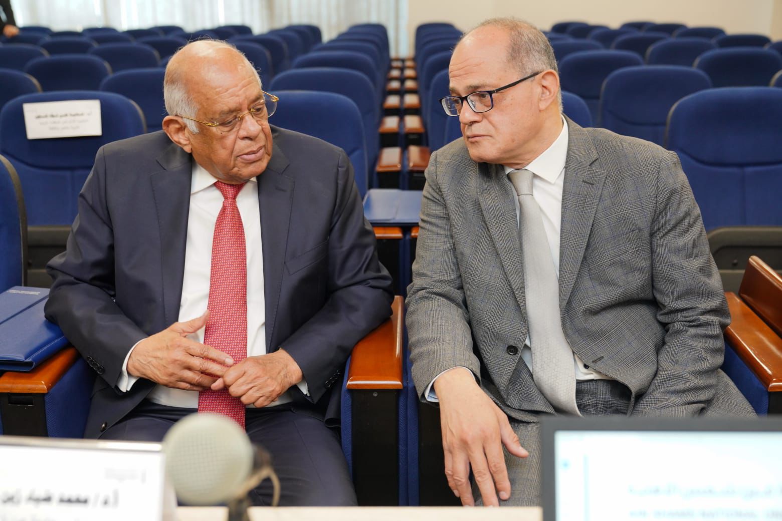 مجلس أمناء جامعة عين شمس الأهلية يعقد جلسته الأولى لمناقشة الانطلاق الأكاديمي والشراكات الدولية