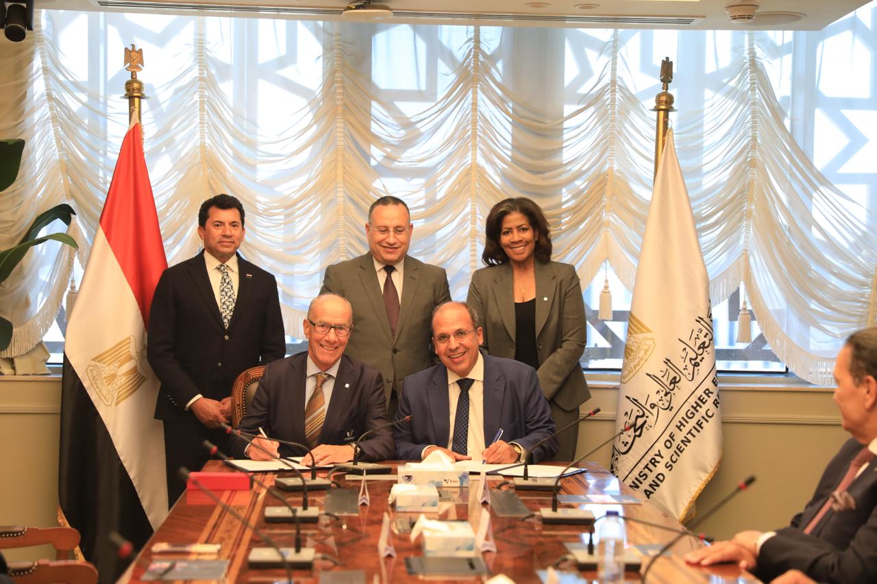 وزير التعليم العالى يعلن إطلاق أول ماجستير للإدارة الرياضية بالشراكة مع الجامعة البريطانية في مصر